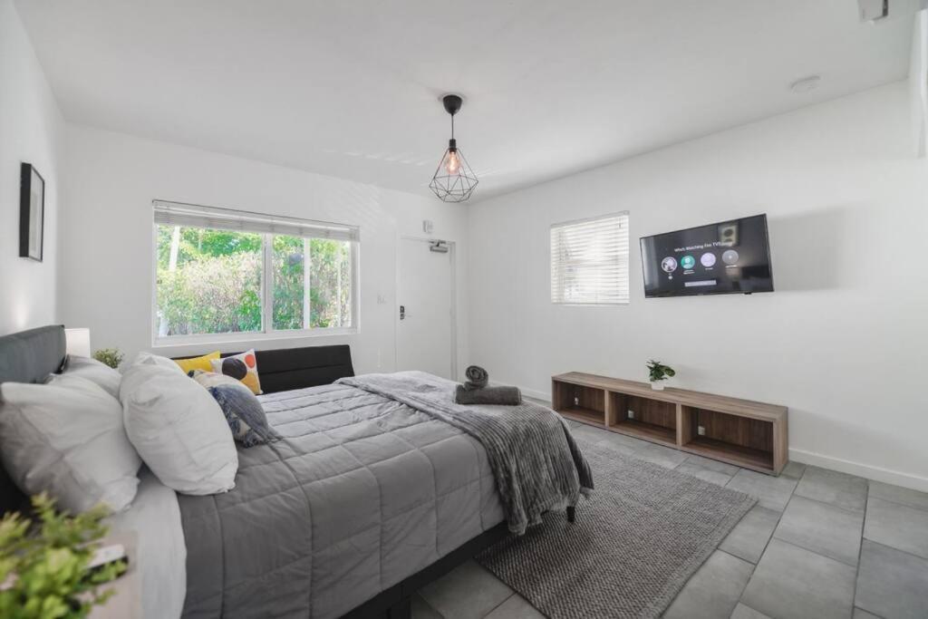 Wonderful Studio Residence 15 Min From The Beach Маями Екстериор снимка